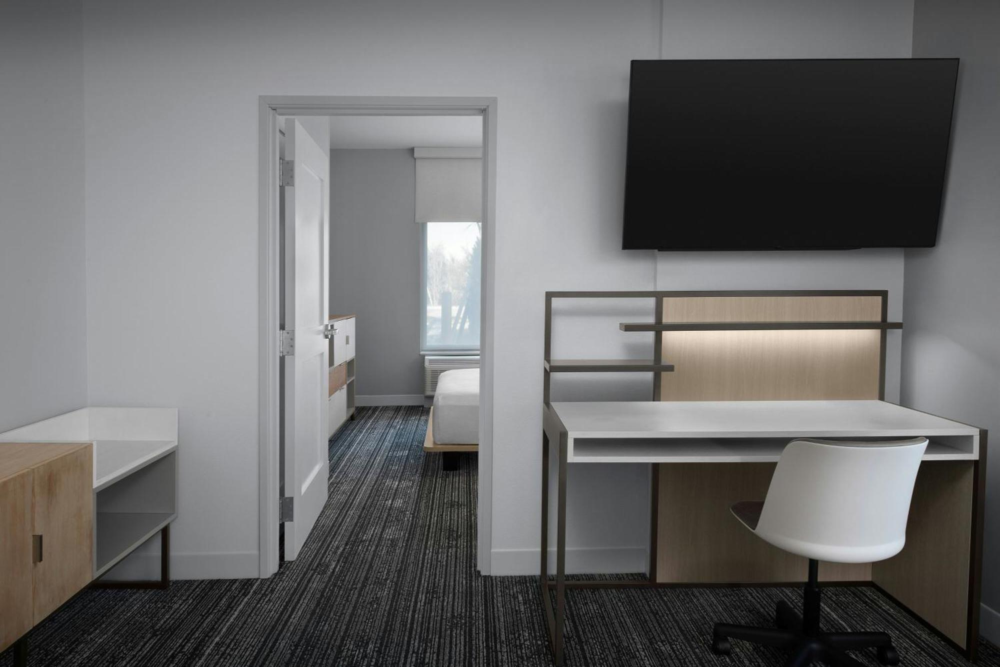Towneplace Suites By Marriott Fort Myers Gulf Coast Экстерьер фото