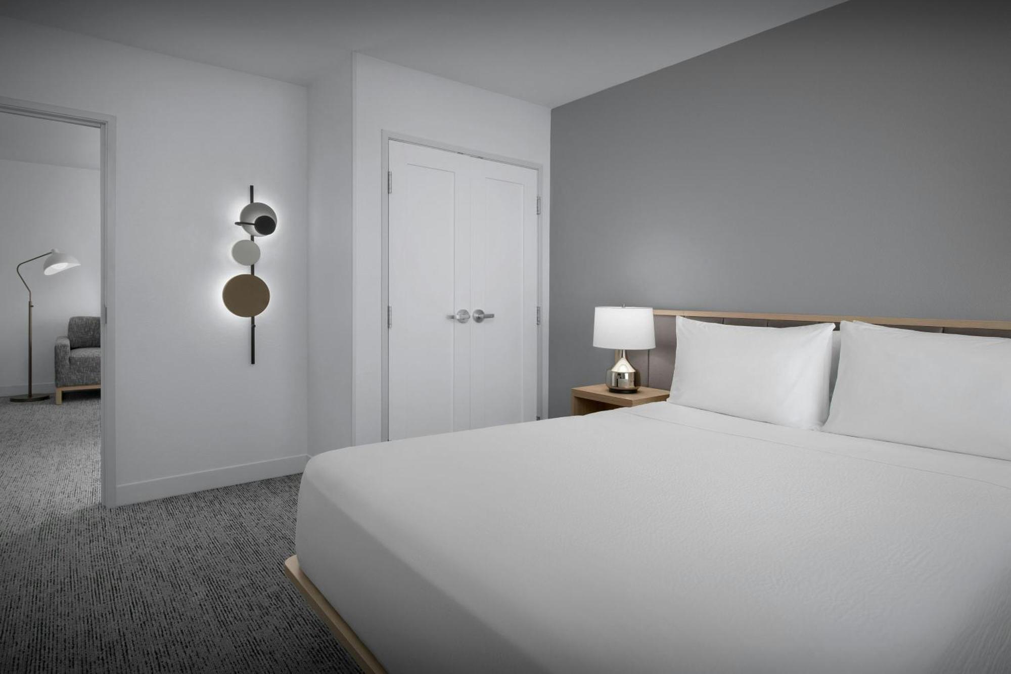 Towneplace Suites By Marriott Fort Myers Gulf Coast Экстерьер фото